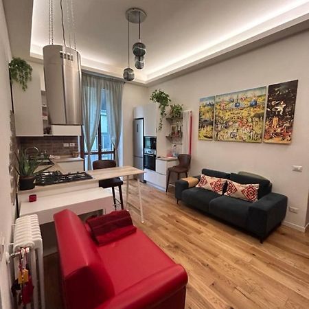 Gam Gam Isola Room Rent Milano Eksteriør billede