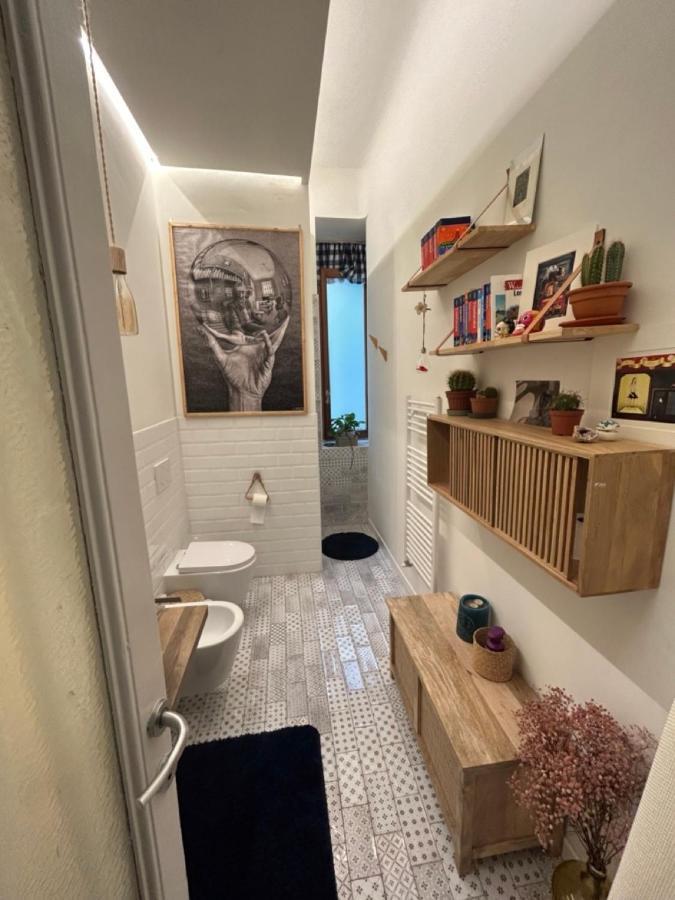 Gam Gam Isola Room Rent Milano Eksteriør billede