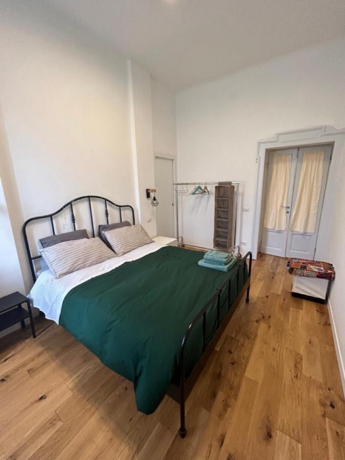Gam Gam Isola Room Rent Milano Eksteriør billede